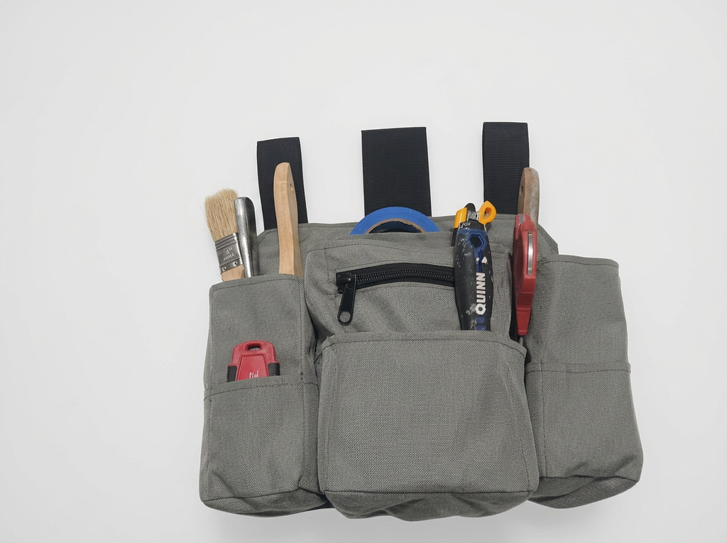 Cosmo Painter MasterTool Pouch™ — Multi‑Pocket Belt & Web‑Rail Tool Pack