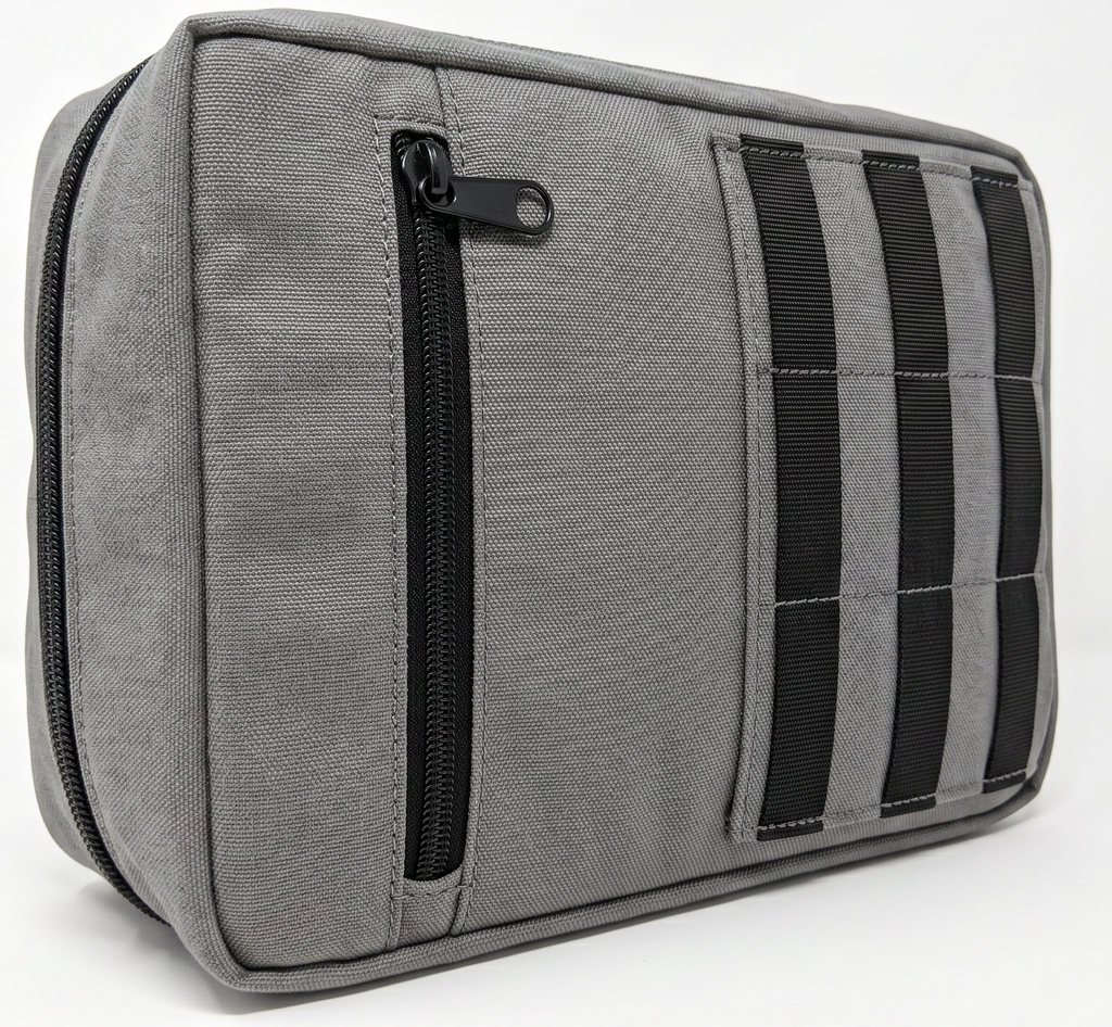 FoldOut Cargo Case — Belt‑Mounted Utility Organizer with Full‑Access Center Chamber