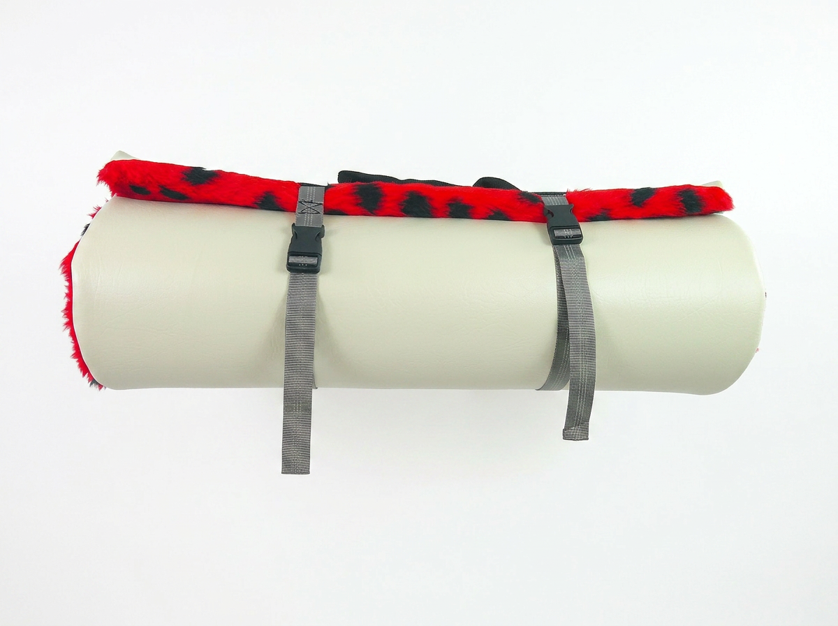 Rugged PVC Bedroll with Faux‑Fur Lining — Outdoor Beach & Lake Mat